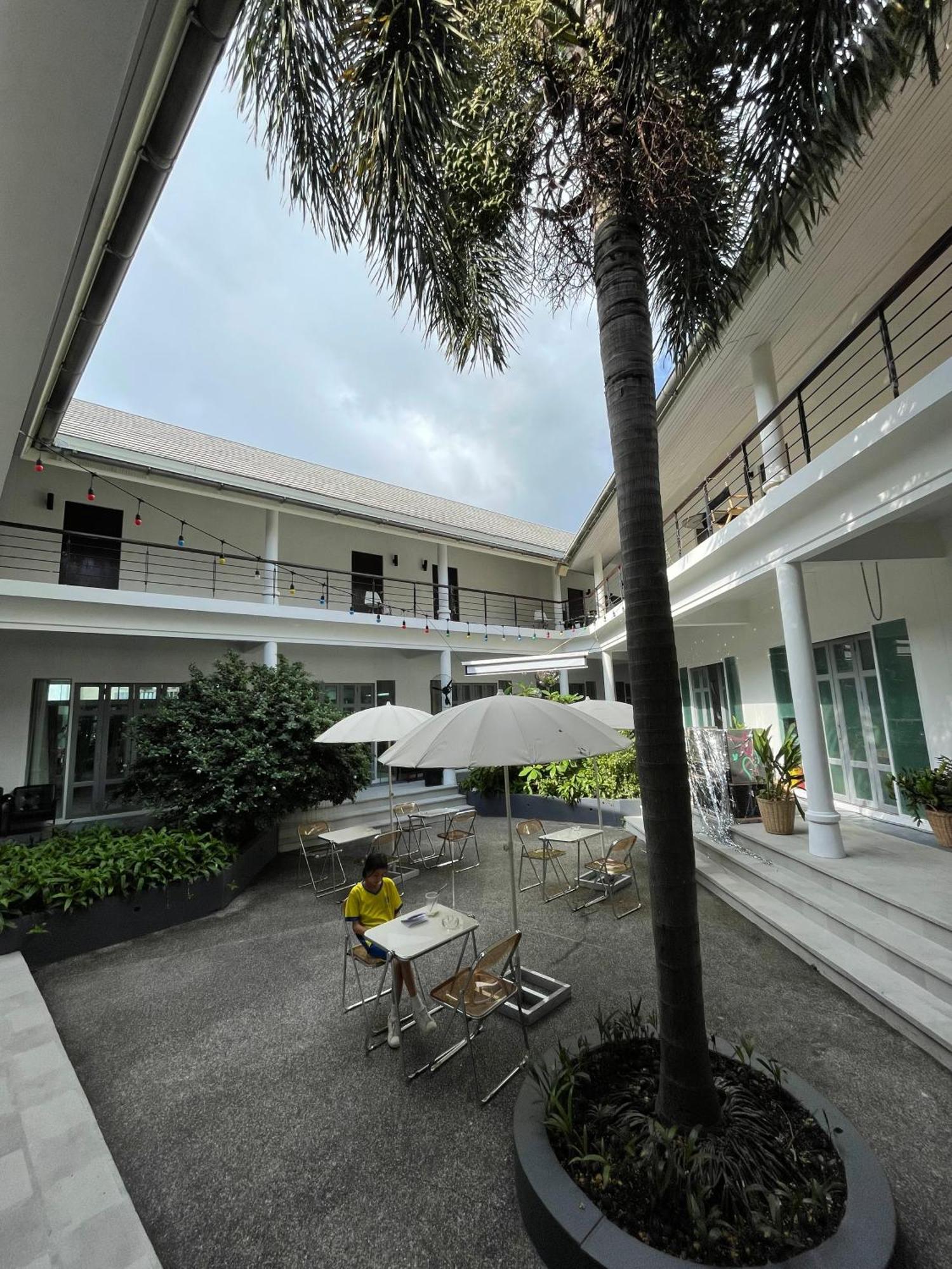 Centerpoint Hotel & Plaza Thongsala Exterior photo